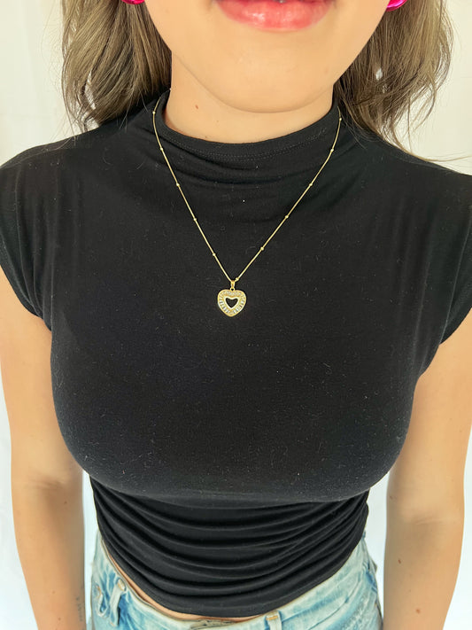 NICOLE HEART NECKLACE