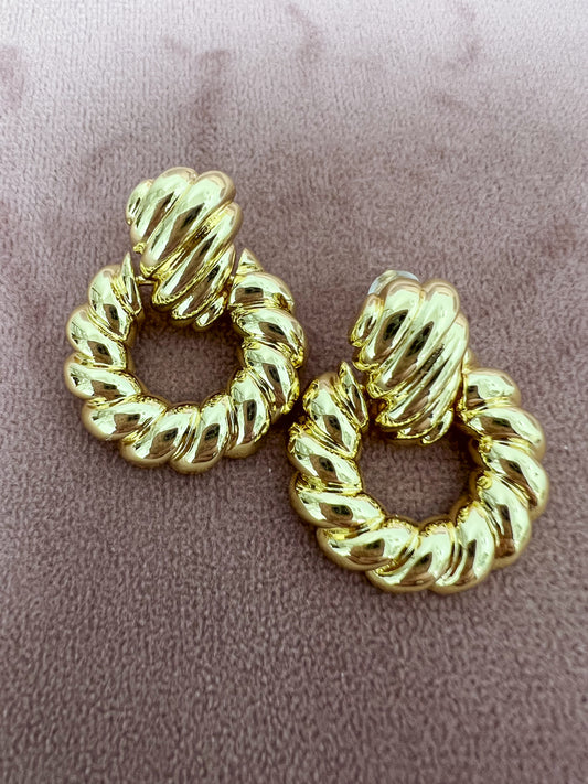 Twisted Rope Earring In gold