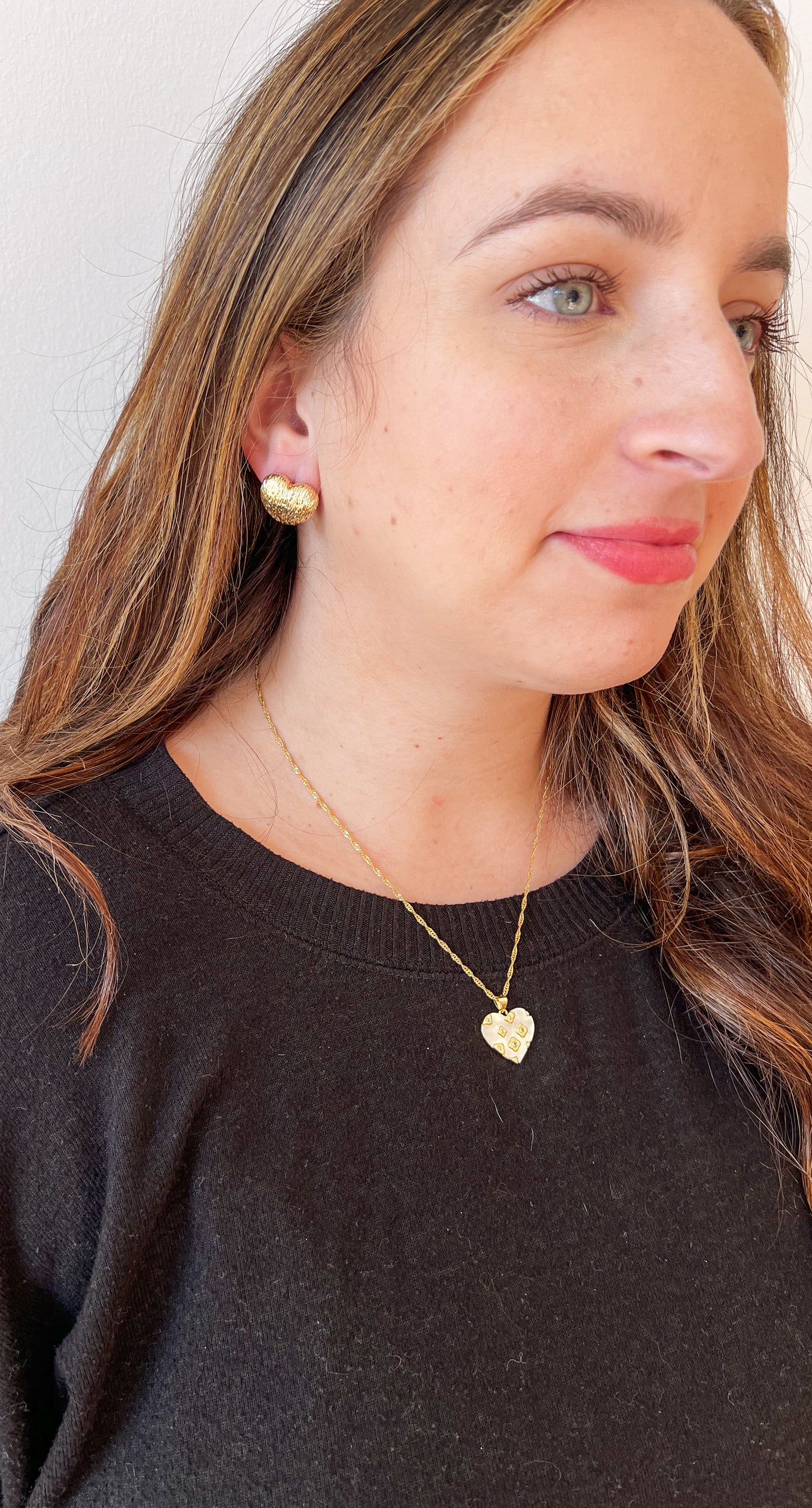 EVE HEART STUD IN GOLD