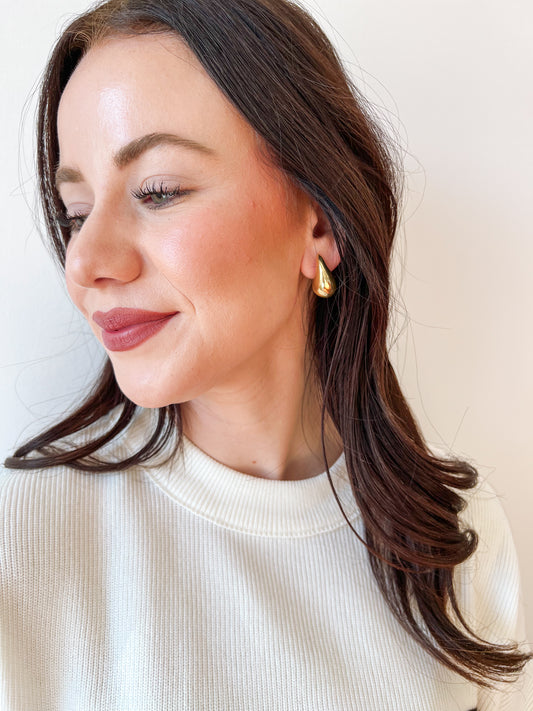 GOLD DROP EARRING